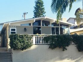 224 Marguerite Ave, Corona Del Mar, CA