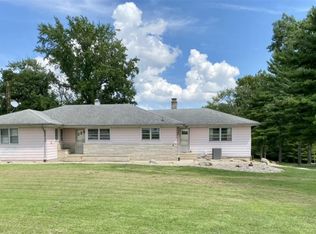 2676 Forest Crest Rd, Decatur, IL 62521