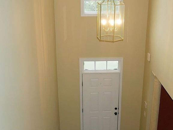 3rd image of 43391 Malin Ct
