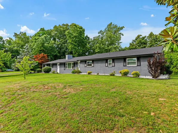 1103 Mayors Dr, Sevierville, TN 37862
