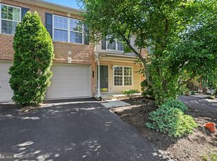 1247 Cross Creek Dr, Mechanicsburg, PA 17050