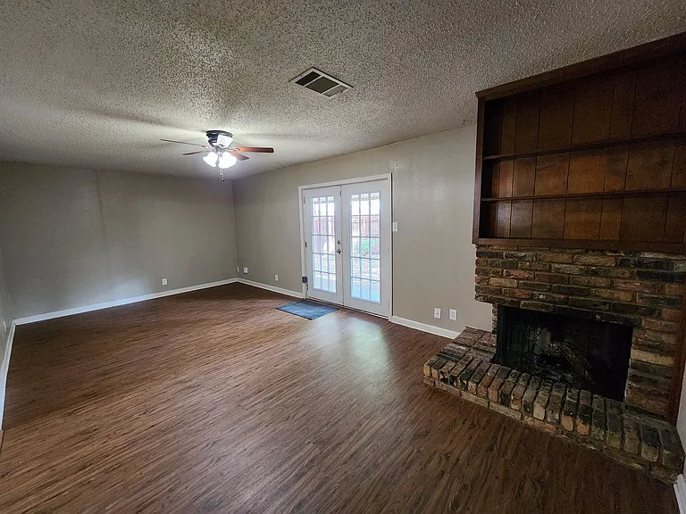 7604 Bridges Ave #B — Photo 11