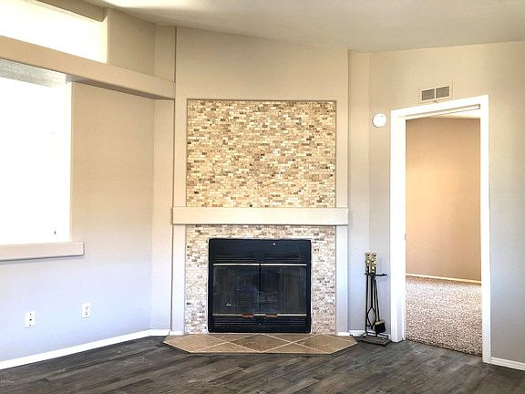 2nd image of 3944 E Arbor Ave