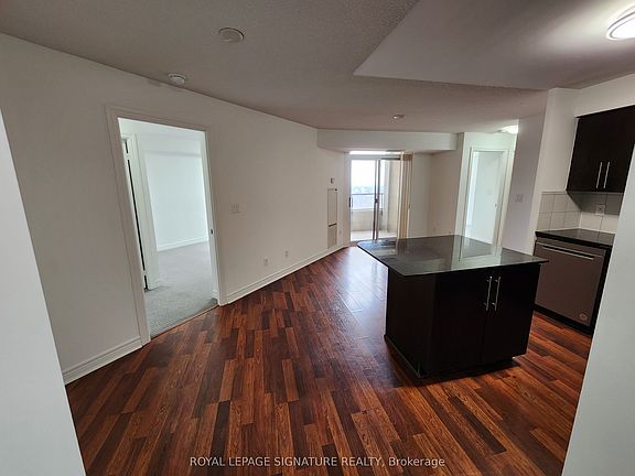 5th image of 310 Burnhamthorpe Rd W #3009