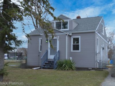 3322 Frederick St, Grand Blanc, MI, 48439