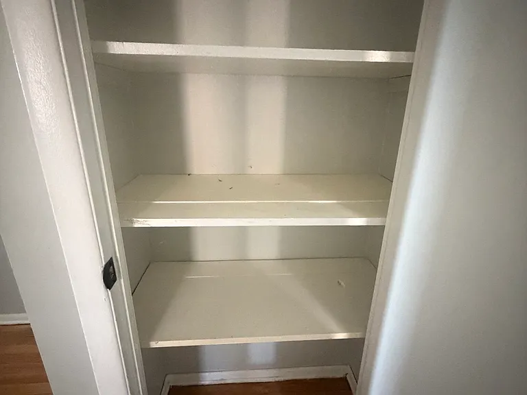 919 Chandler Ave #2R — Photo 5