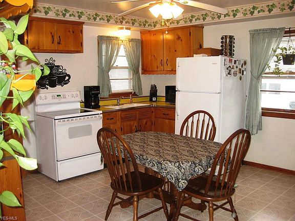 2nd image of 3815 Klusner Ave