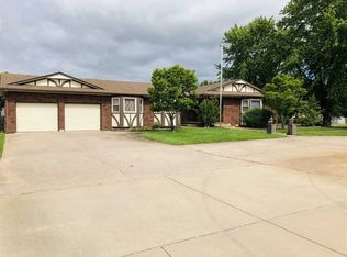 5110 S Seneca St, Wichita, KS 67217