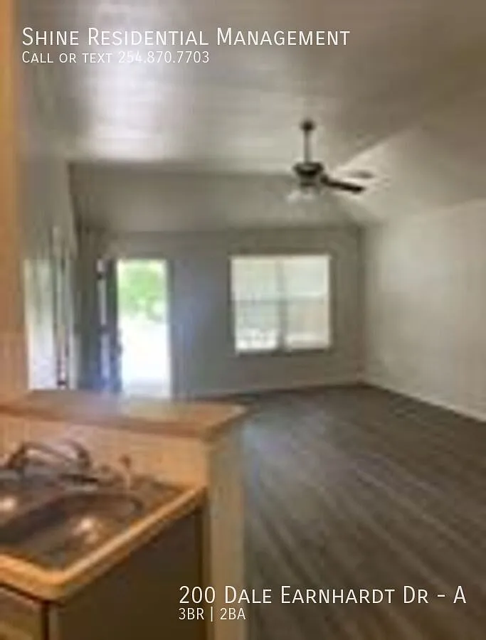 Building Photo - 200 Dale Earnhardt Dr #A