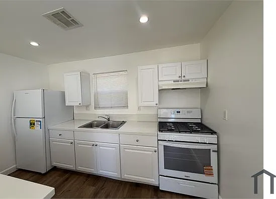 9230 Firth Blvd #14 — Photo 8