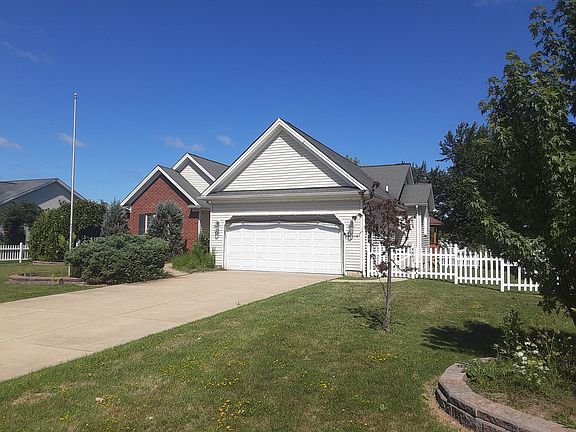 3rd image of 2741 Driftwood Dr