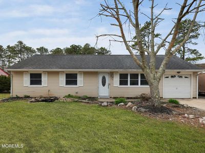 29 Georgetown Boulevard, Barnegat, NJ, 08005