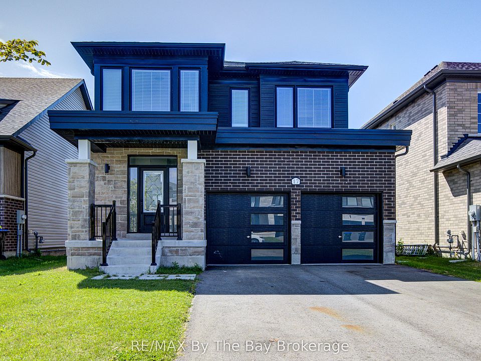 1st image of 17 Rosanne Cir