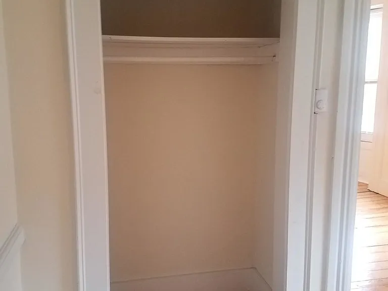 554 Massachusetts Ave — Photo 1