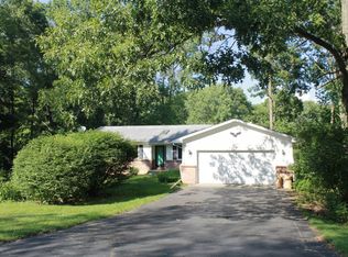 473 Fairwood Rd, Pinckney, MI 48169