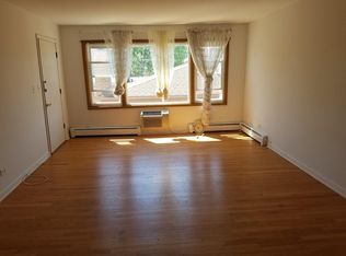 4647 Church St #3, Skokie, IL 60076