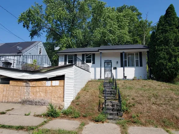 733 Illinois Ave, Rockford, IL 61102