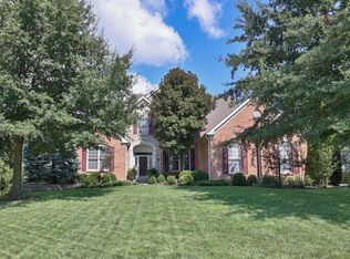 2020 Brantwood Dr, Hebron, KY 41048