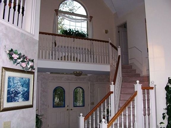2nd image of 11 Montego Ct
