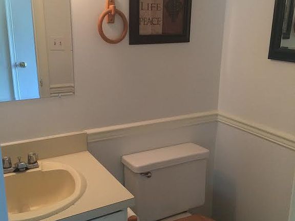 5th image of 1204 London Company Way