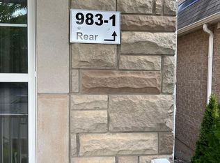 1 Syndenham Ln #983, Milton, ON L9T 8K1