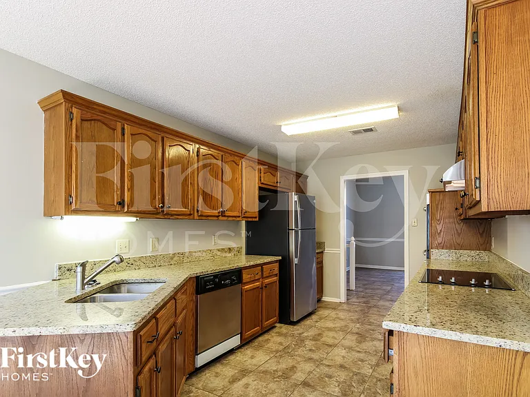 2084 Littlemore Dr — Photo 7