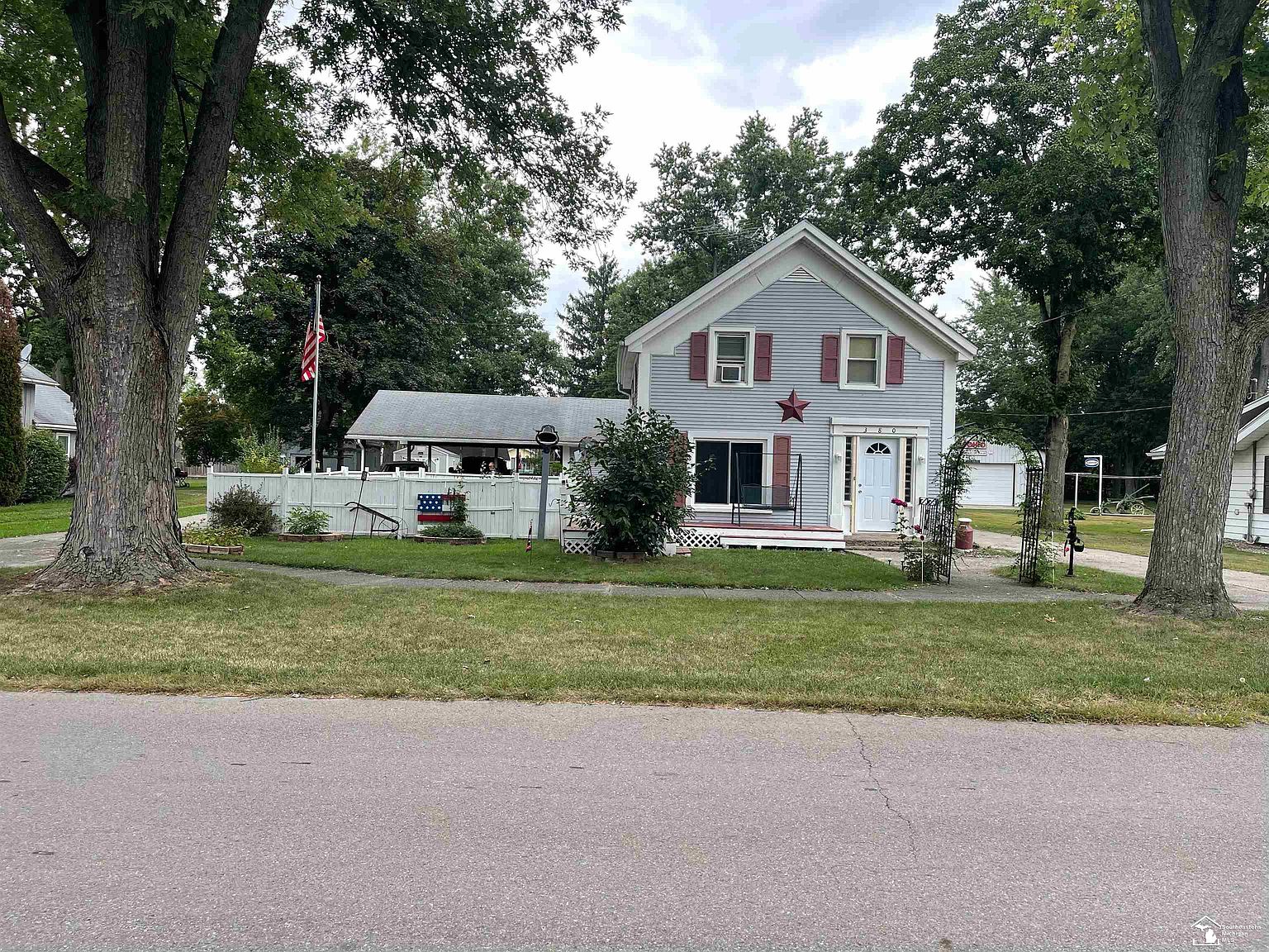 380 E River St, Deerfield, MI 49238 Zillow