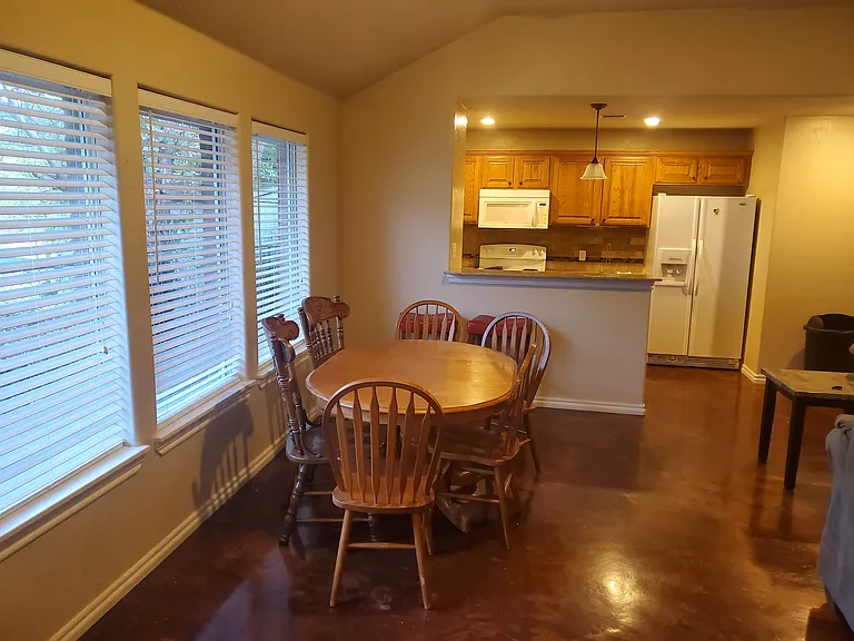 2505 SW C Ave #B — Photo 8