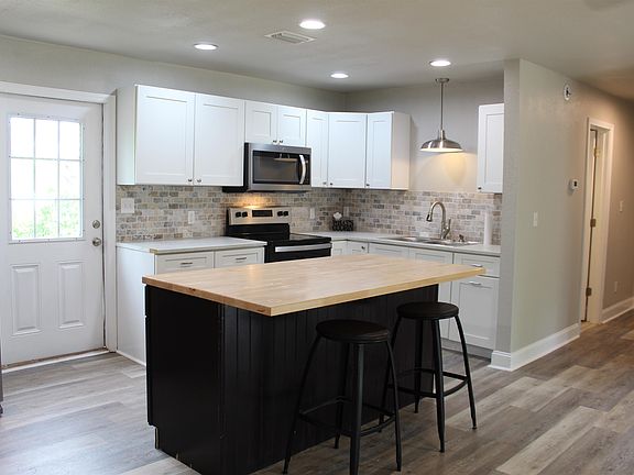 2nd image of 10567 S Salt Rd