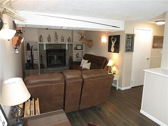 4th image of 1526 N Geronimo Dr