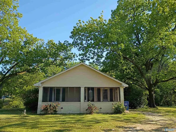 280 Blythe McDaniel Dr, Gadsden, AL 35901