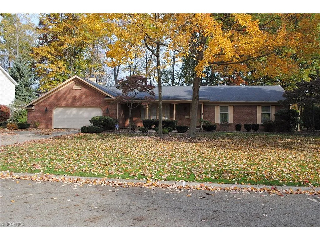 424 Cherry Hill Ln photo 1