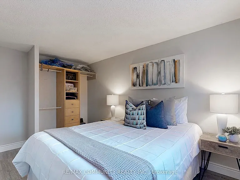 55 Collinsgrove Rd #212 — Photo 13