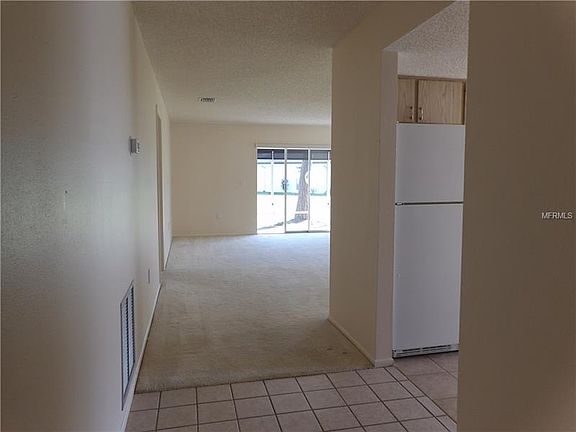 3rd image of 3544 Auburn Ct