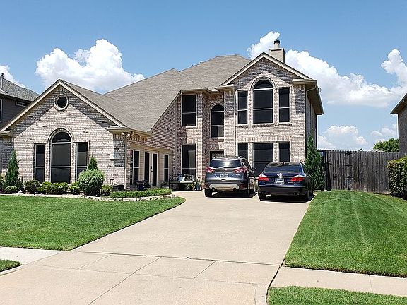 2nd image of 2118 Kingsley Dr