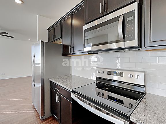3rd image of 8110 125th St E