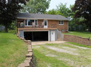 1300 N Waverly Rd, Porter, IN 46304