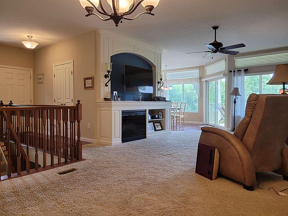 5th image of 2315 Twelve Oaks Dr #201