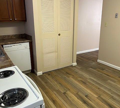 4th image of 4773 Rossmoor Pl