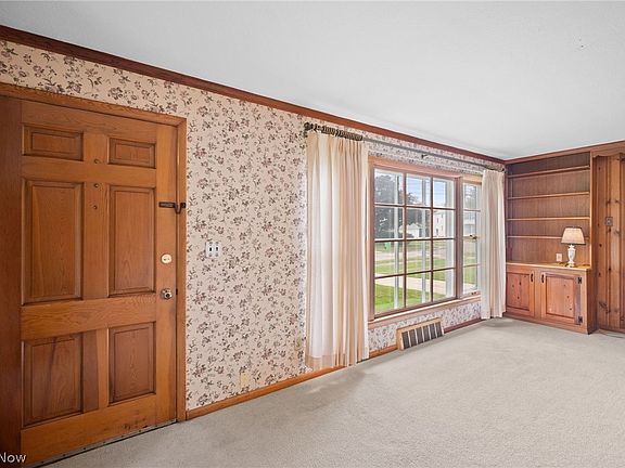 4th image of 30520 Willow Ln