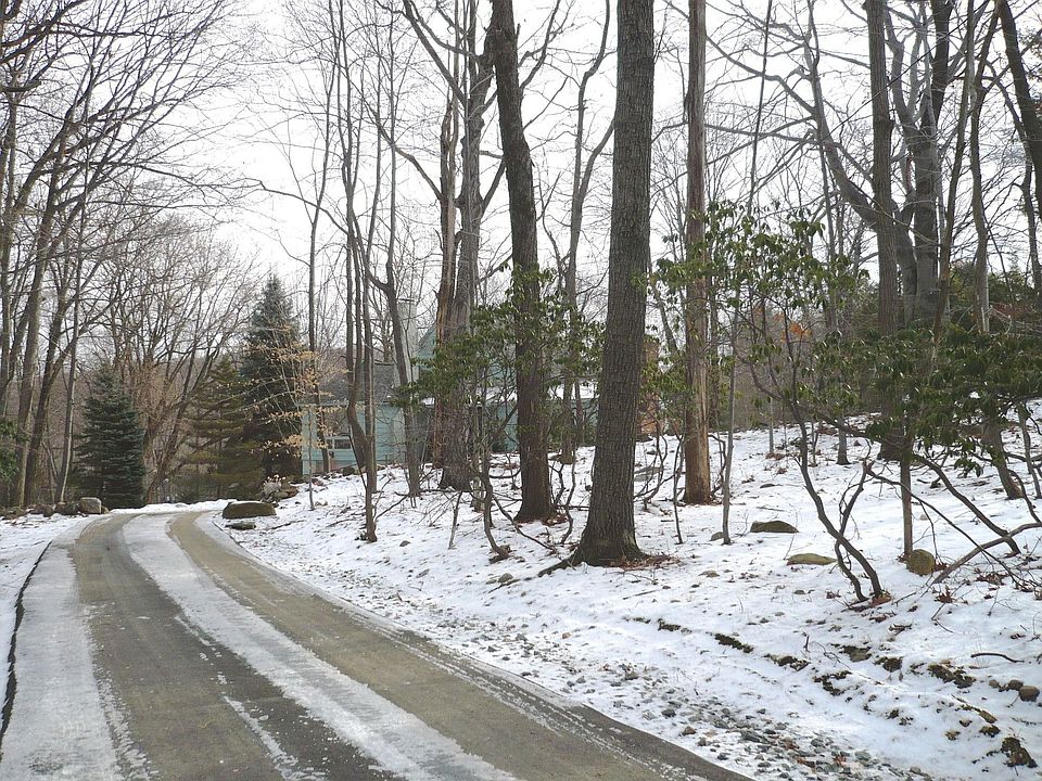2nd image of 3 Brookvale Rd