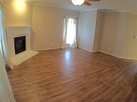 5th image of 9328 Shields St