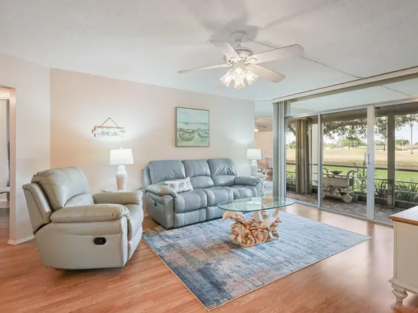 3755 Via Poinciana #106, Lake Worth, FL 33467