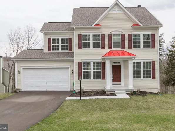 1003 W Masters Dr, Cross Junction, VA 22625