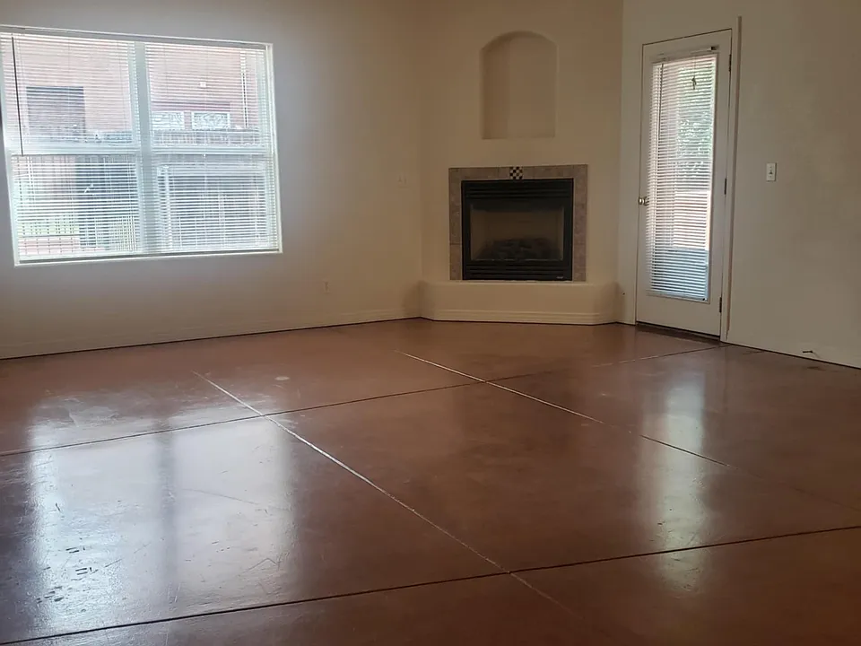 329 Manitou Ave