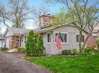 362 N 8th Ave, Des Plaines, IL 60016