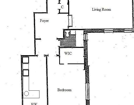 Layout= 910 sq/ft