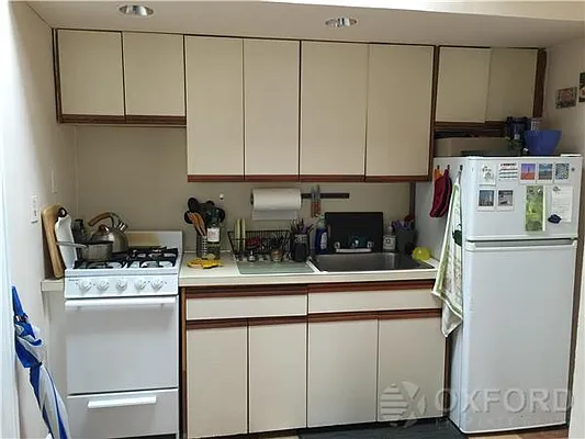 Rented by Oxford Property Group | media 24