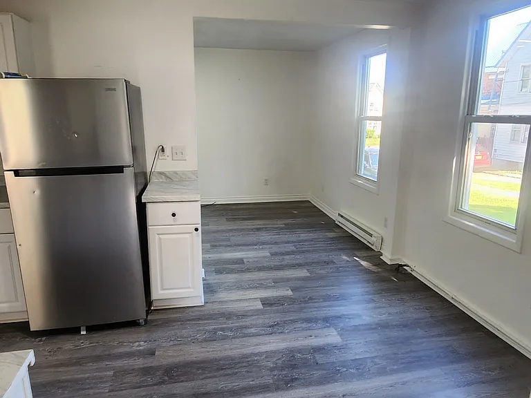 204 Townsend St #2 — Photo 6
