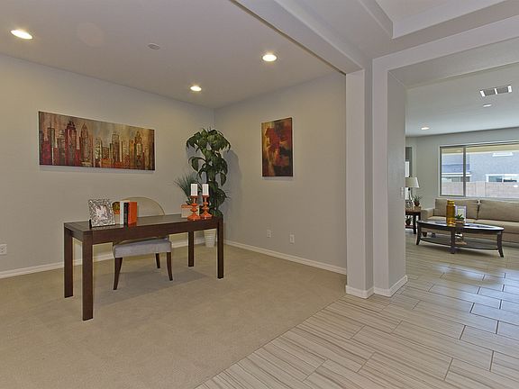 Flex Den Space